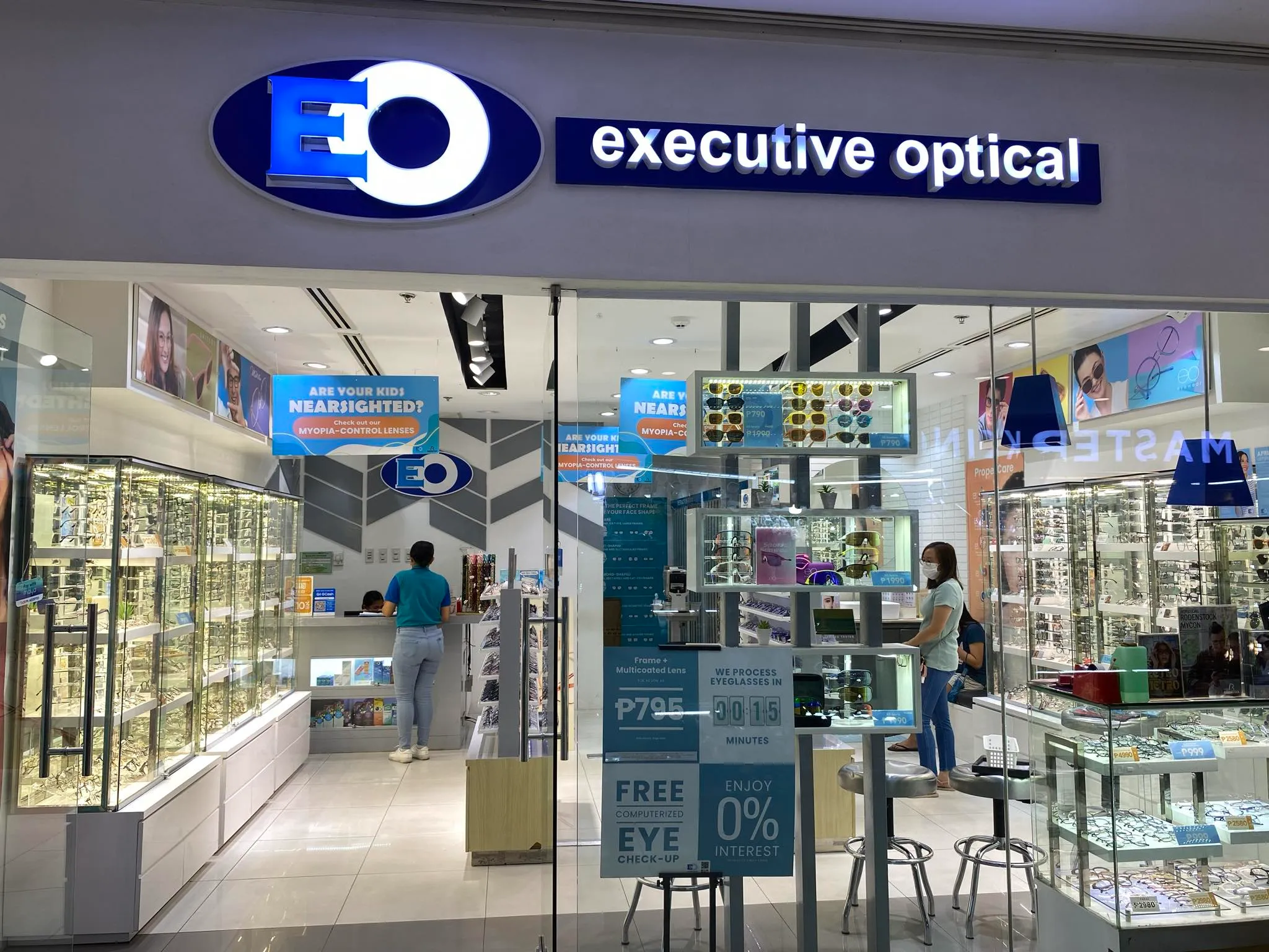 EO Tutuban Branch - Sunglasses, Eyeglasses and Contact Lenses Store